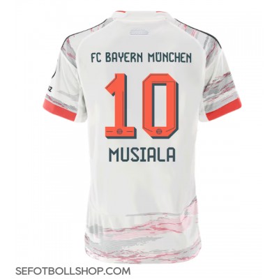 Billiga Bayern Munich Jamal Musiala #10 Borta fotbollskläder Dam 2025-26 Kortärmad Billiga Bayern Munich Jamal Musiala #10 Borta fotbollskläder Dam 2025-26 Kortärmad